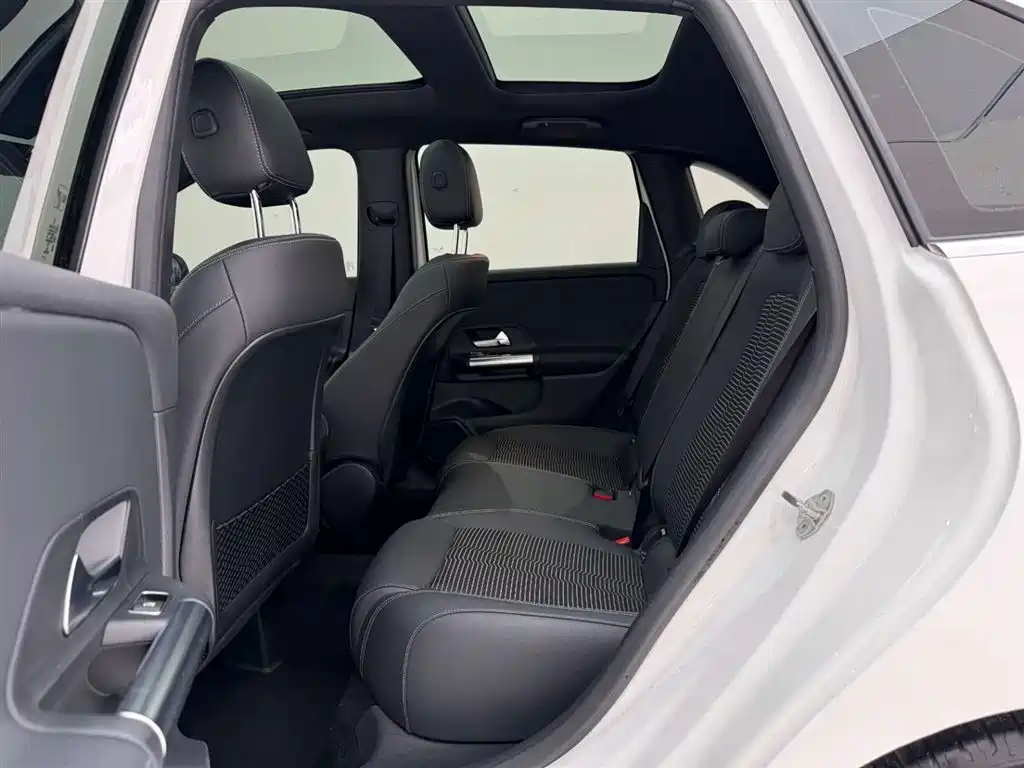 MERCEDES-BENZ B CLASS