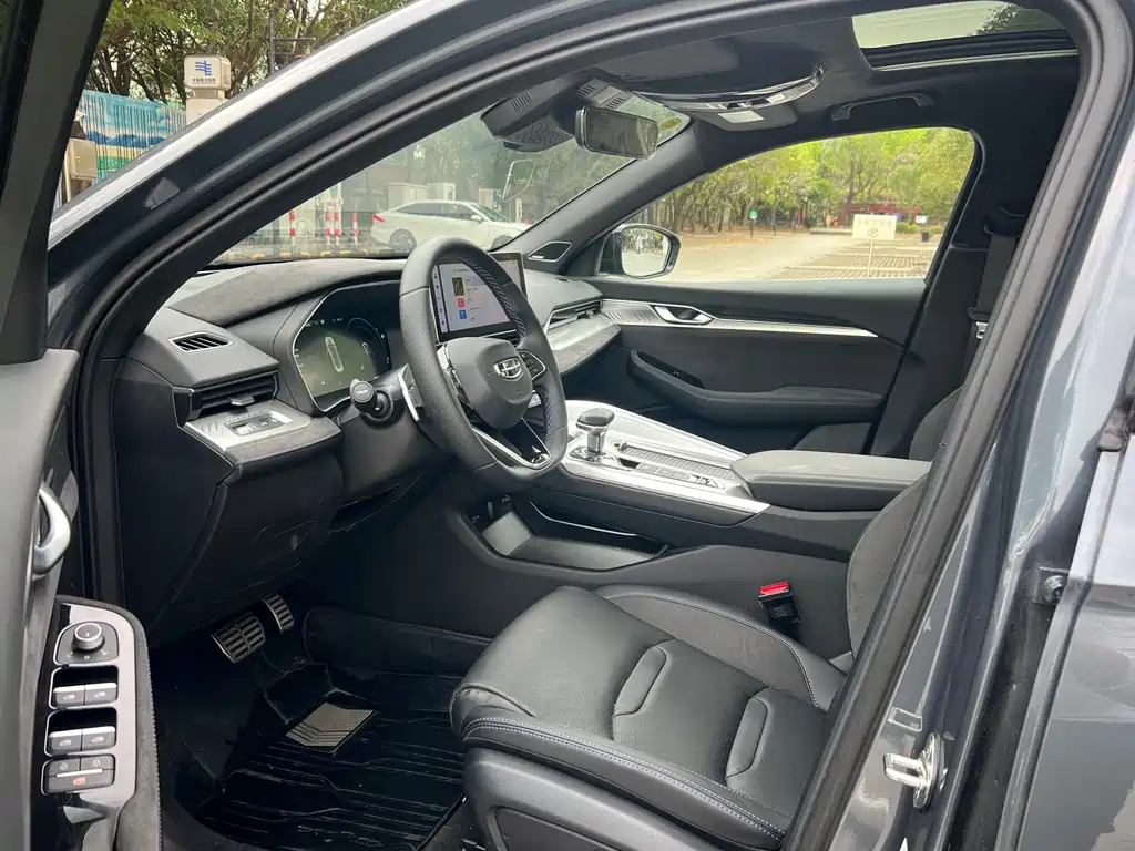 GEELY AUTOMOBILE XINGRUI