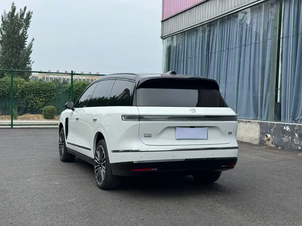 NIO ES8 — миниатюра 4
