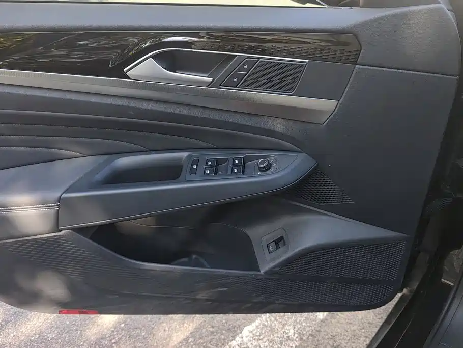 Volkswagen Passat — миниатюра 7