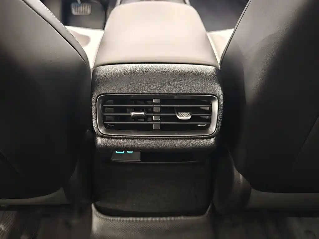 BYD Seal 05 DM-i — миниатюра 12