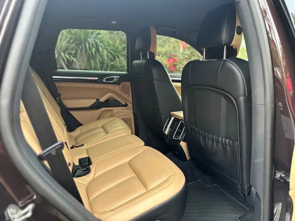 PORSCHE CAYENNE NEW ENERGY