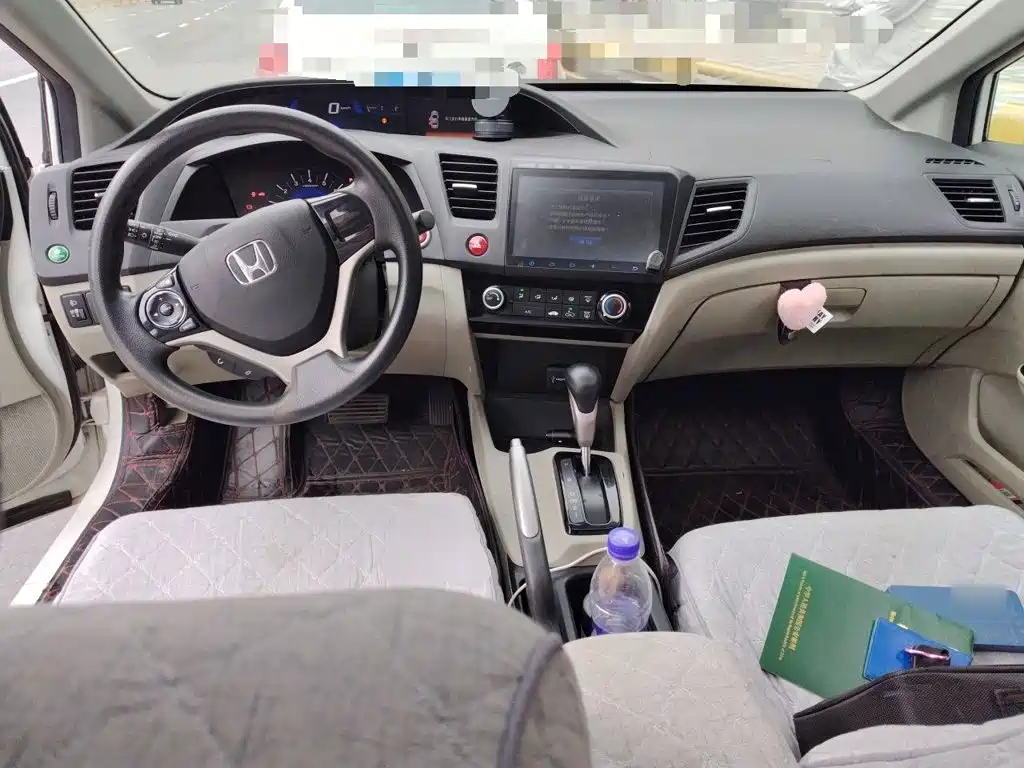 Honda Civic — миниатюра 5