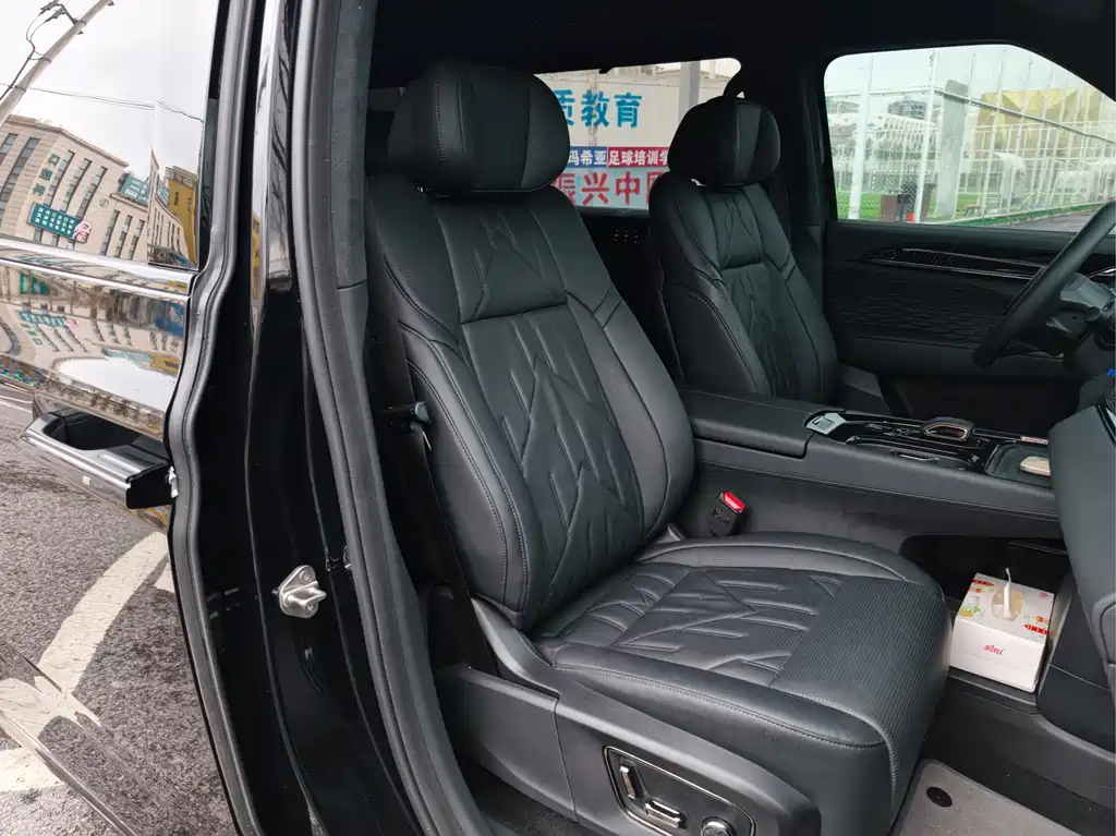 ZEEKR EXTREME KRYPTON 009