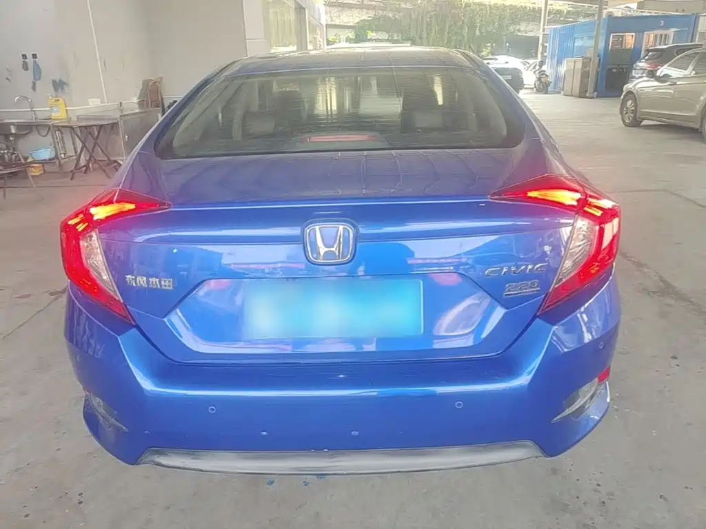 Honda Civic — миниатюра 6