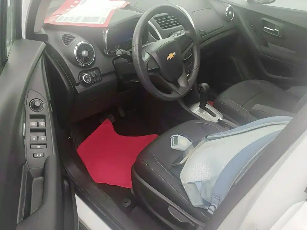 Chevrolet Trax — миниатюра 16