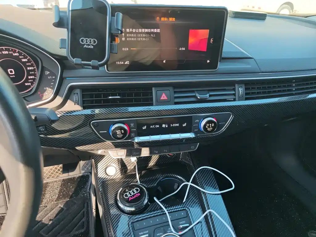 Audi A4L — миниатюра 14