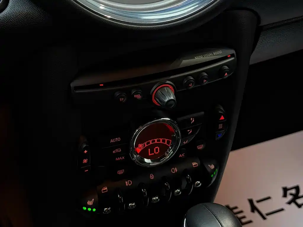 MINI Mini Coupe — миниатюра 9