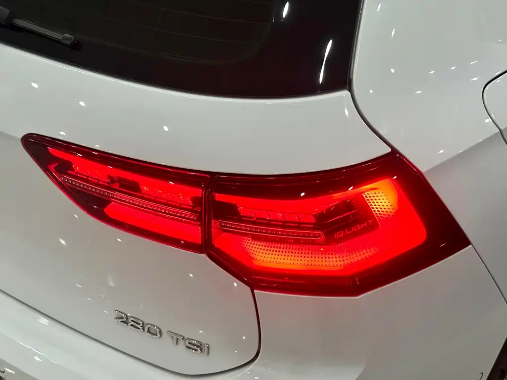 Volkswagen Golf — миниатюра 22