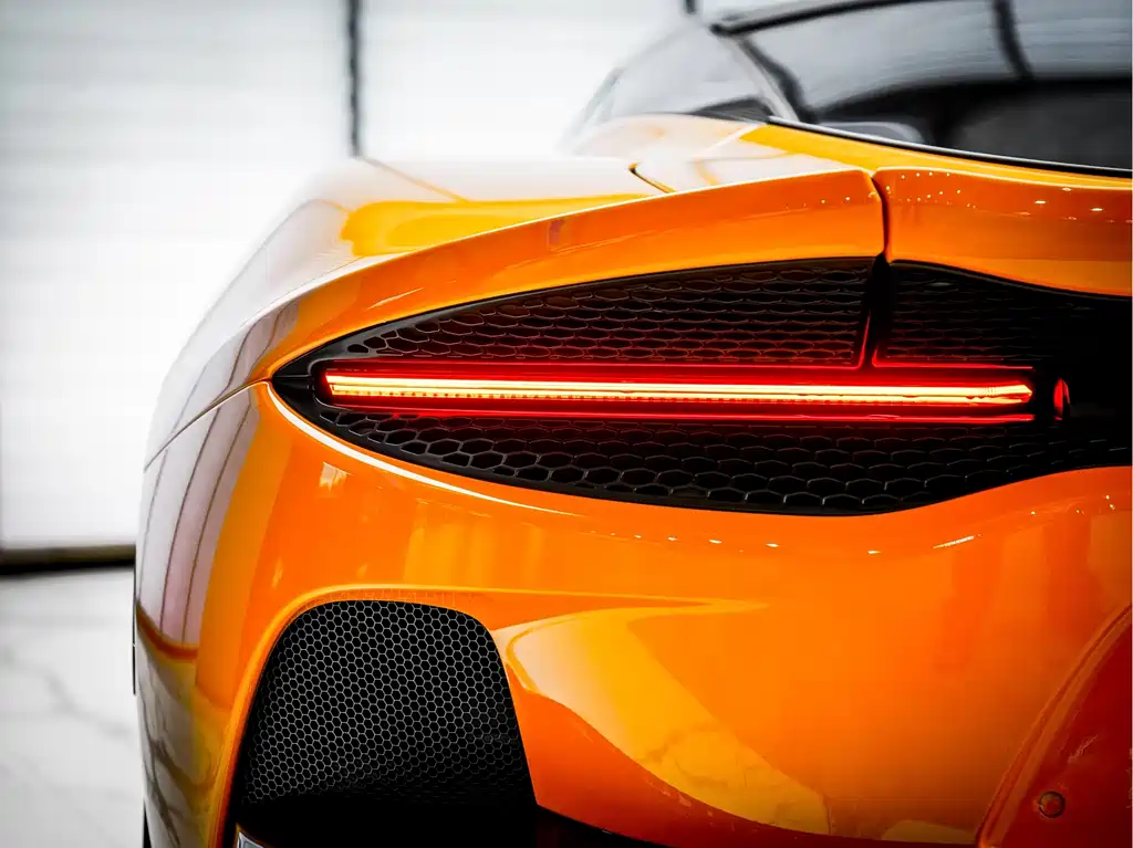 McLaren GT — миниатюра 6
