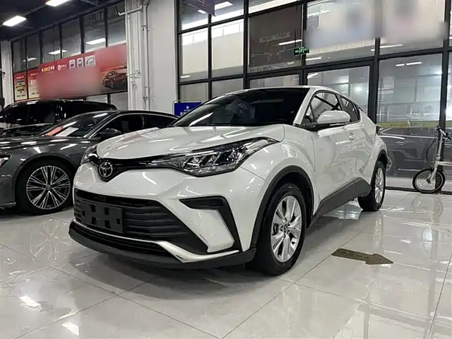TOYOTA IZOA 2021