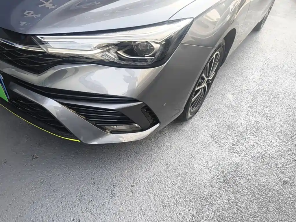 Roewe i5 — миниатюра 24