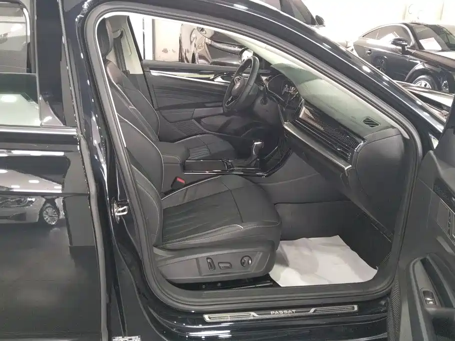 Volkswagen Passat — миниатюра 8