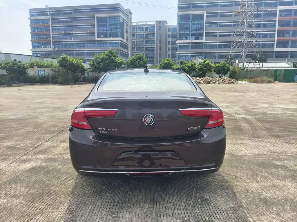 Buick LaCrosse — миниатюра 5