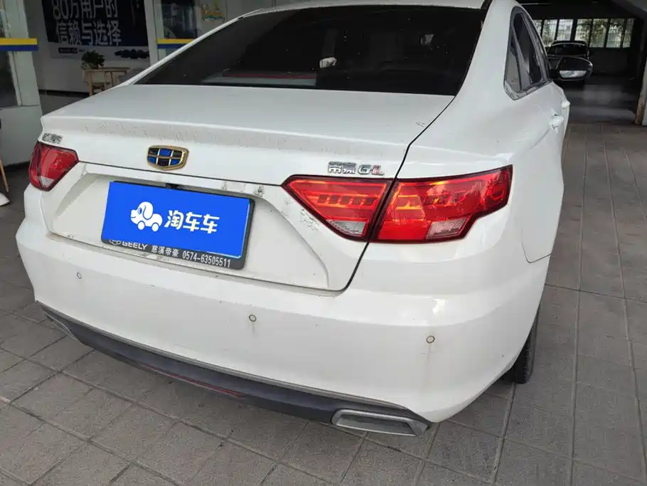 Geely Emgrand GL — миниатюра 3