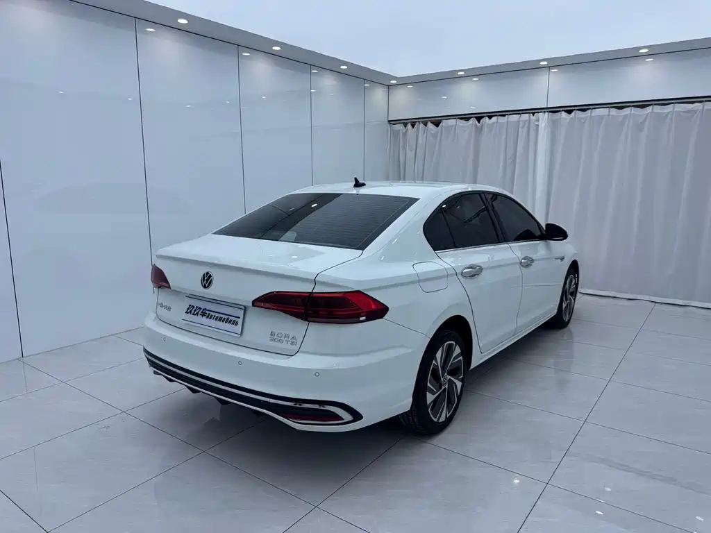 Volkswagen Bora — миниатюра 4