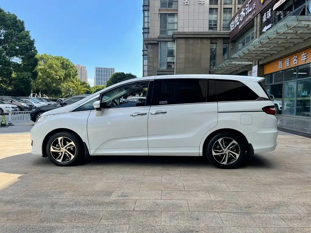 Honda Odyssey — миниатюра 6