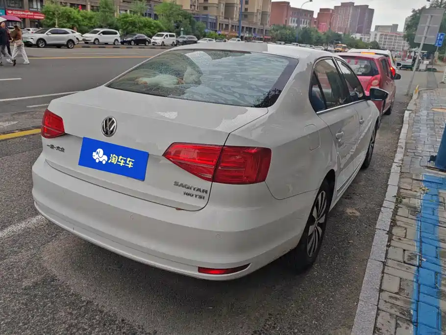 Volkswagen Sagitar — миниатюра 3