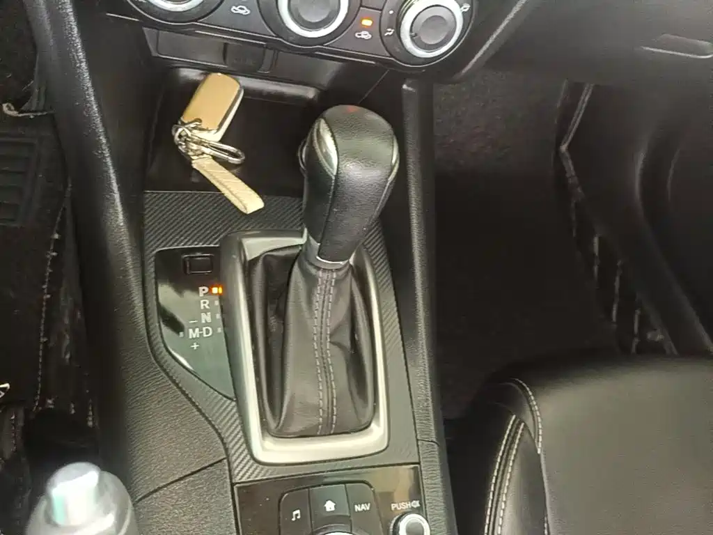 Mazda 3 Axela — миниатюра 14