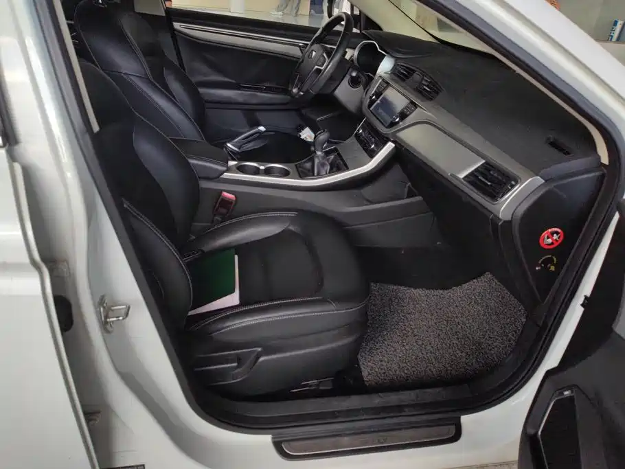Geely Emgrand GL — миниатюра 8