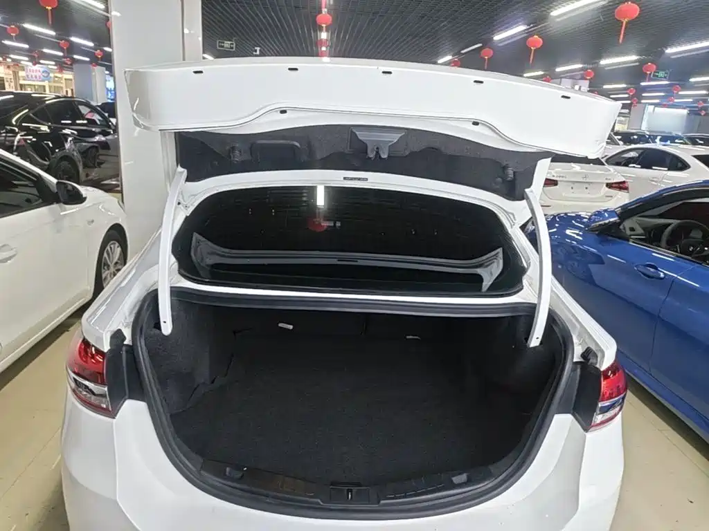 Ford Mondeo — миниатюра 19