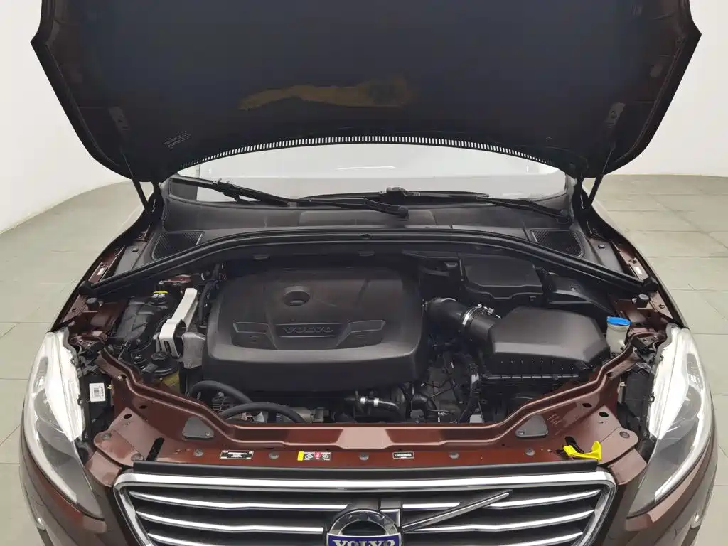 Volvo XC60 — миниатюра 6