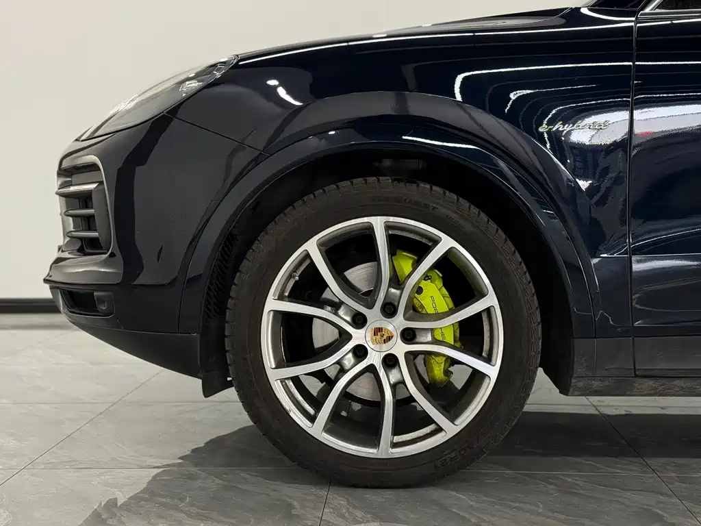 PORSCHE CAYENNE NEW ENERGY