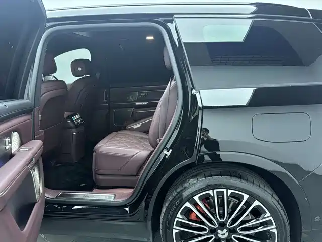 NIO ES8 — миниатюра 15