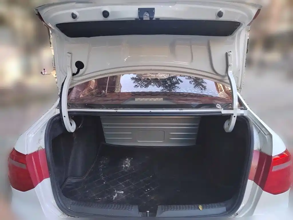 Volkswagen Jetta — миниатюра 20