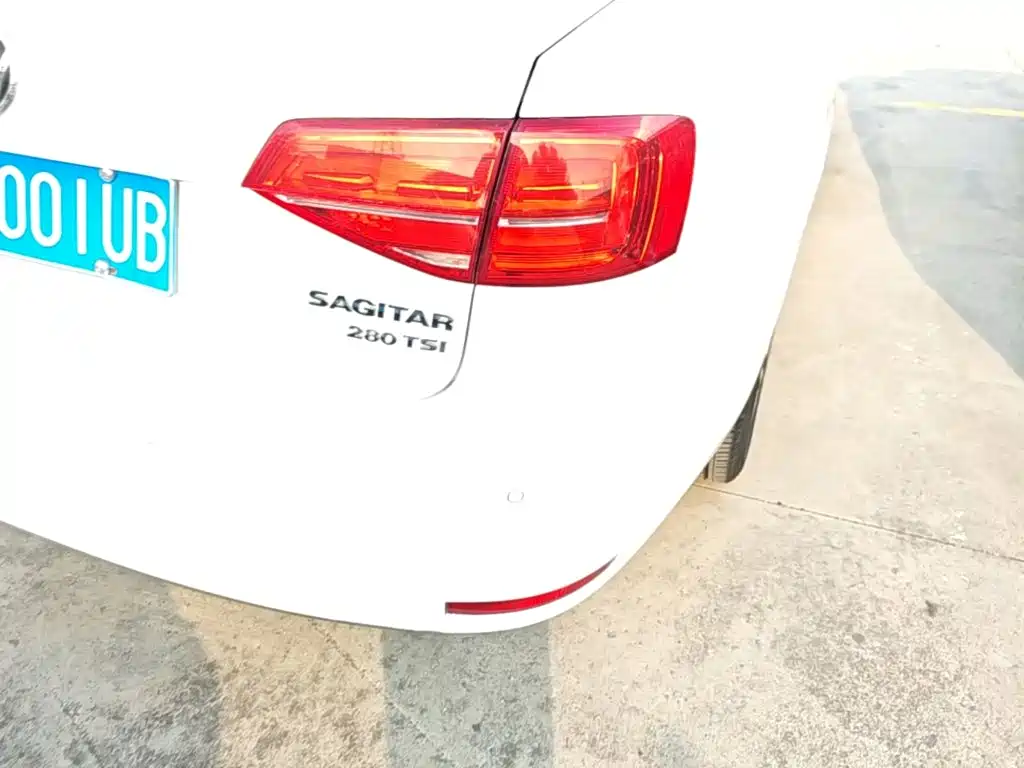 Volkswagen Sagitar — миниатюра 8