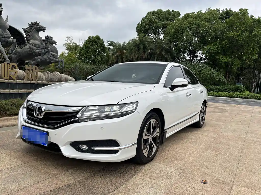 Honda Spirior 2016