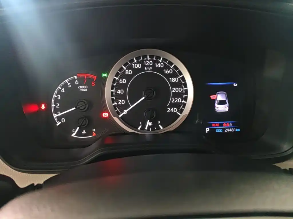 Toyota Corolla — миниатюра 12