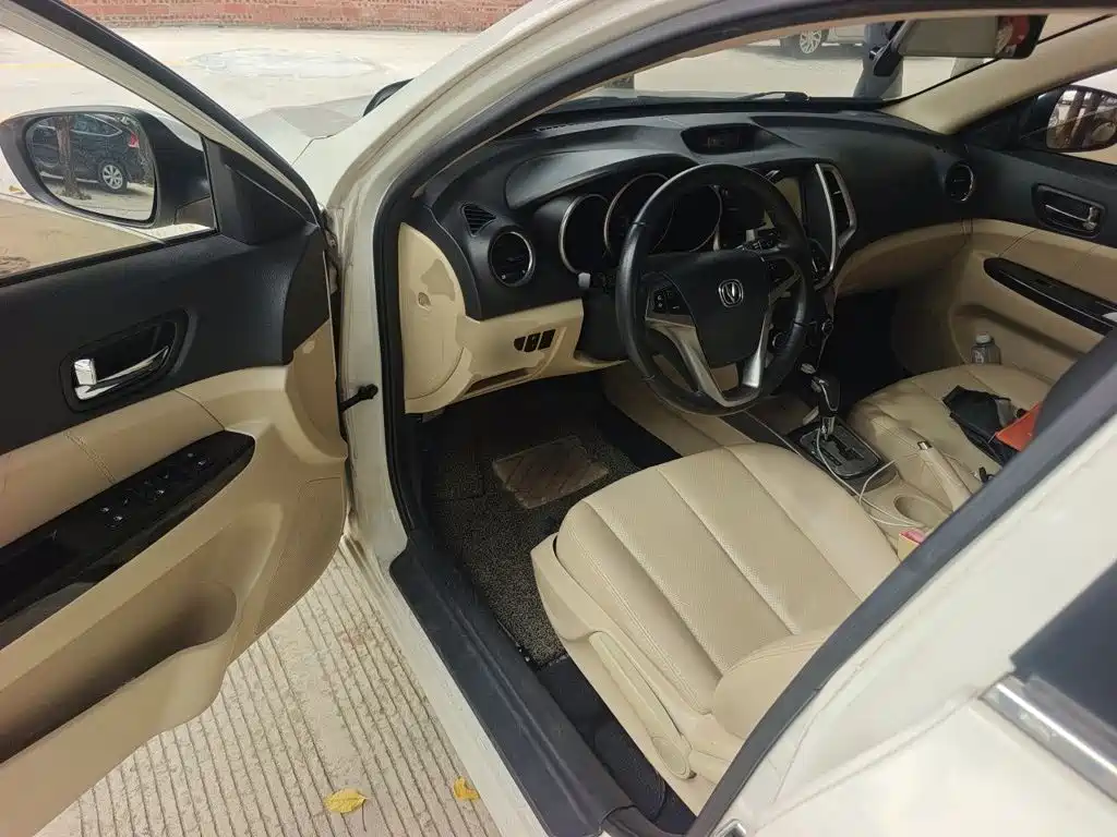 Changan Eado — миниатюра 17