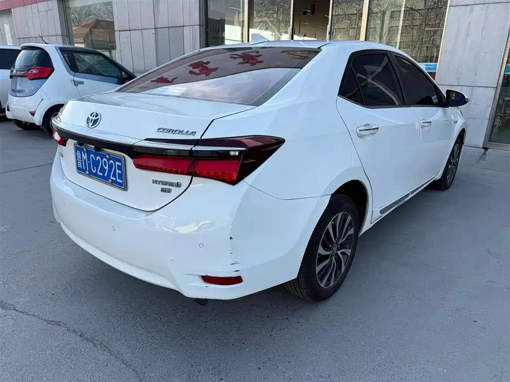 TOYOTA COROLLA