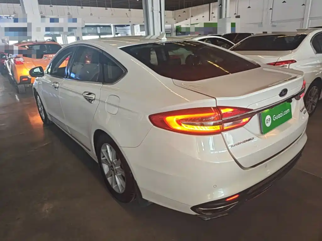 Ford Mondeo — миниатюра 5