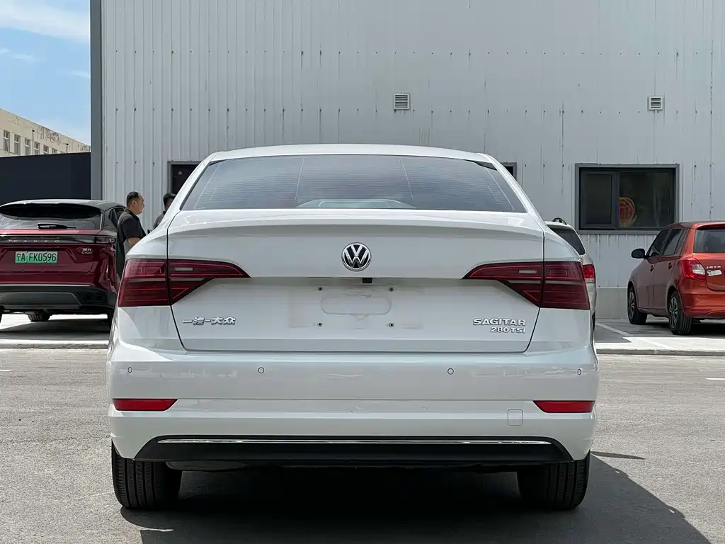 Volkswagen Sagitar — миниатюра 8