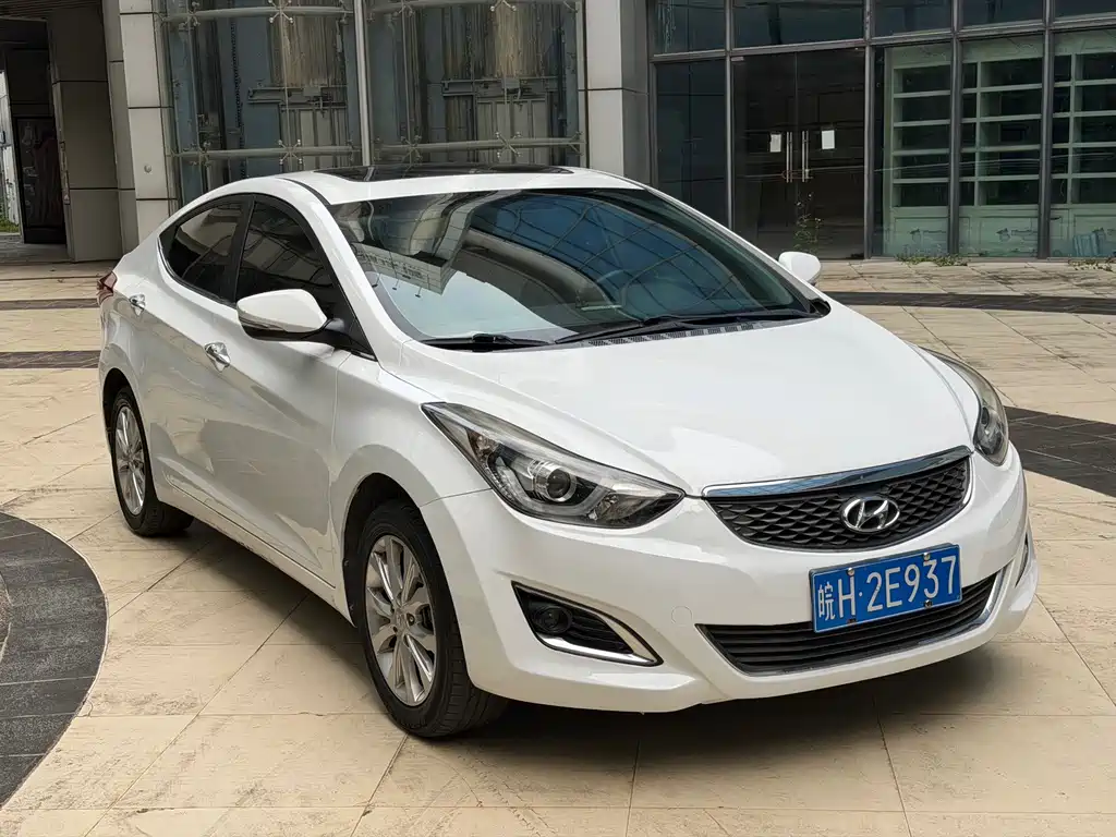 Hyundai Elantra Langdong — миниатюра 4