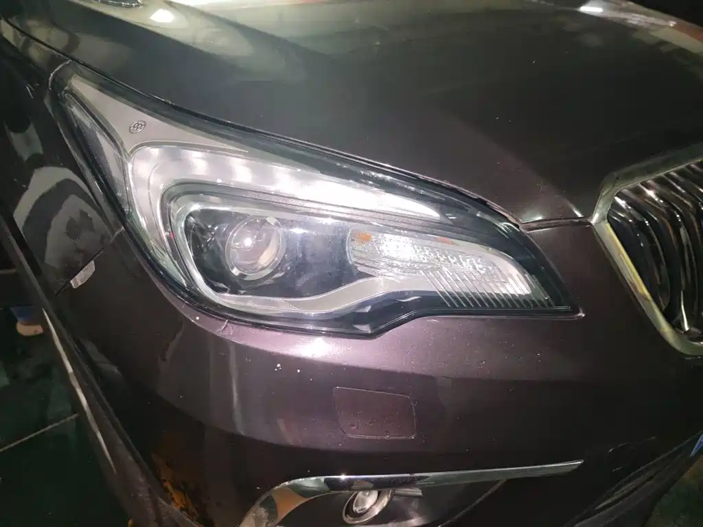 Buick Envision Plus — миниатюра 7