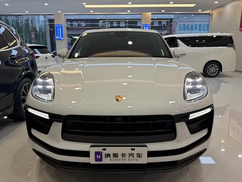 Porsche Macan — миниатюра 2