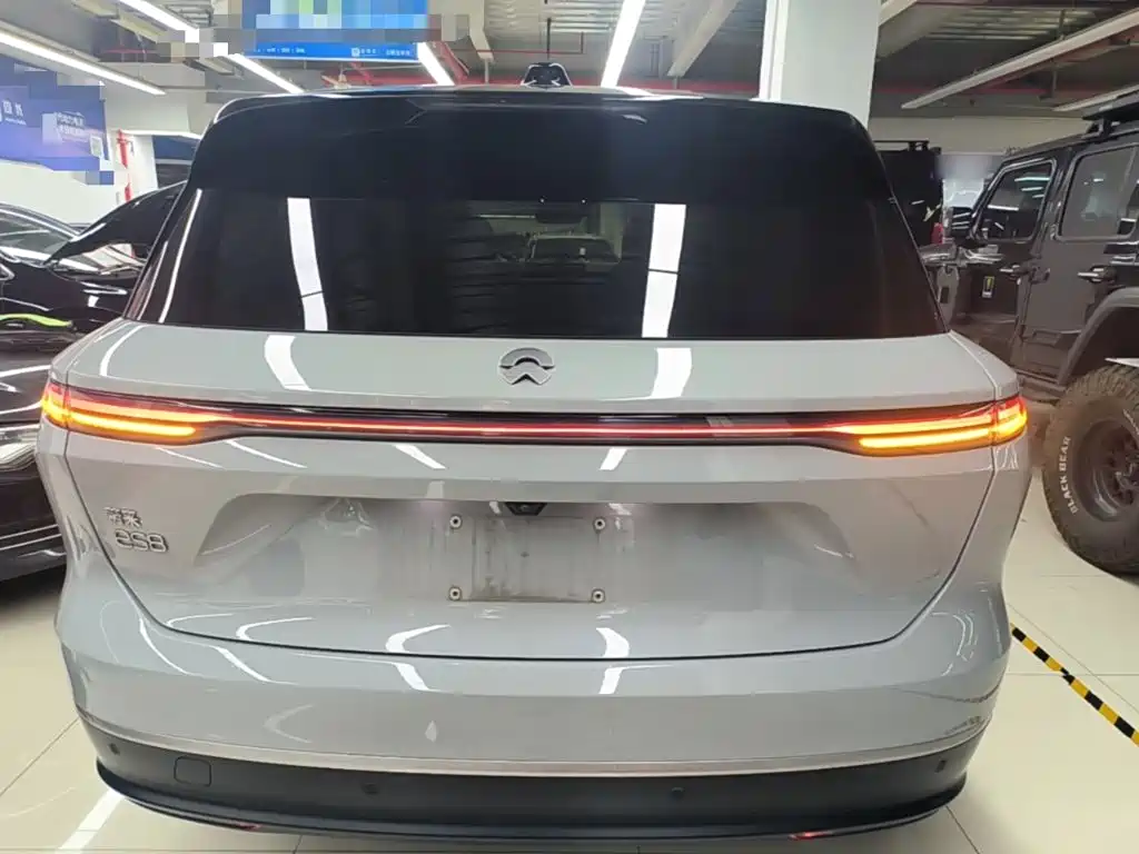 NIO ES8 — миниатюра 6
