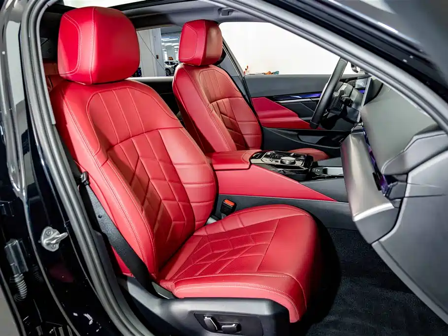 BMW 5 Series — миниатюра 20
