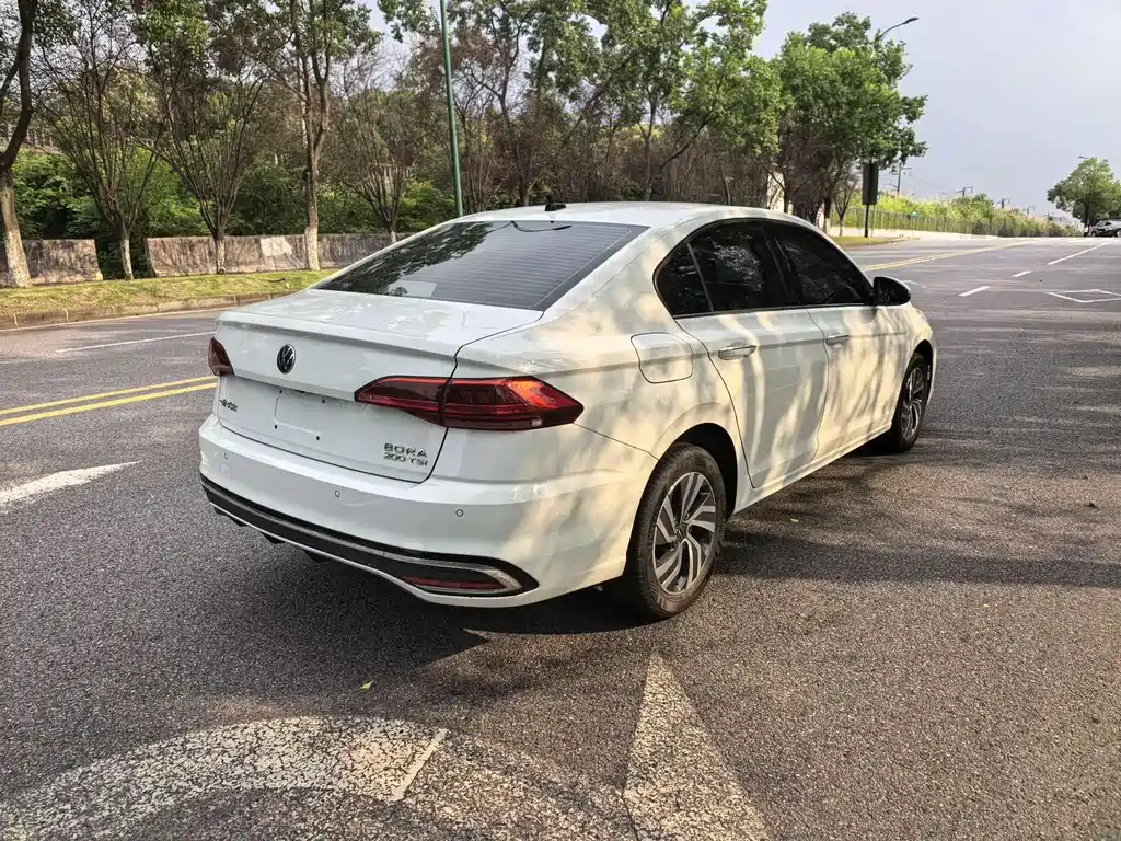 Volkswagen Bora — миниатюра 9