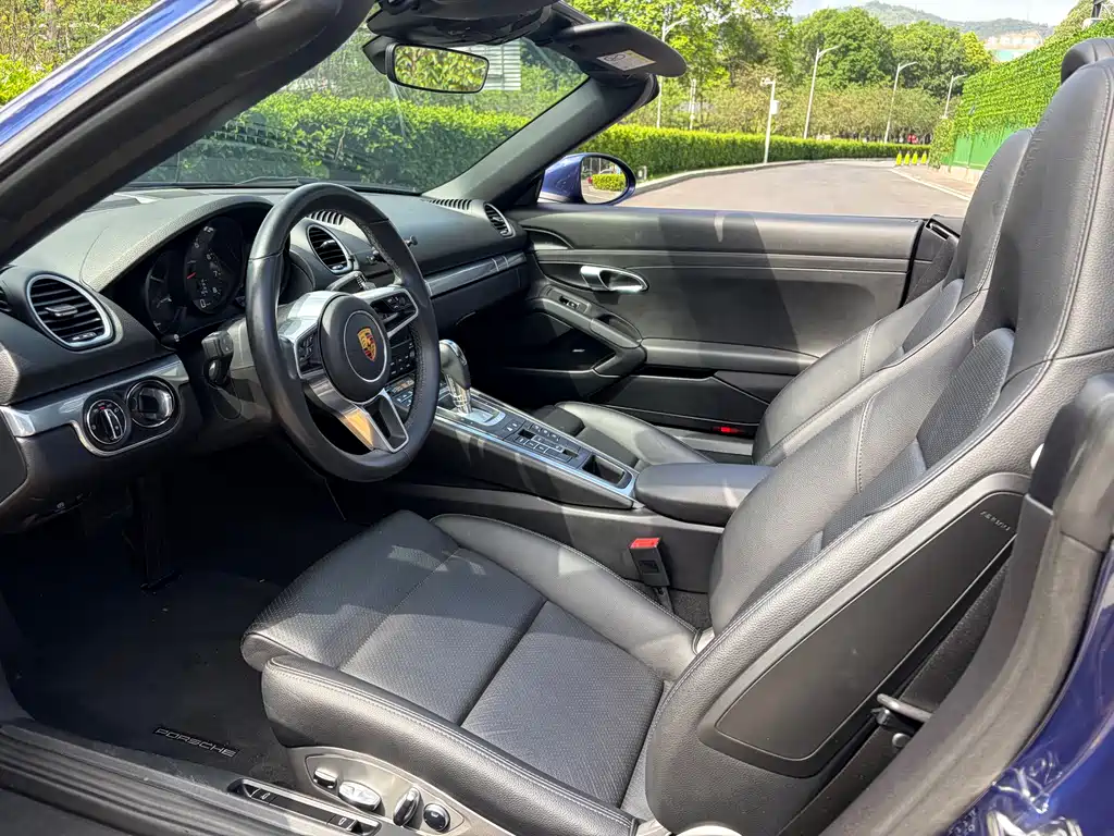 Porsche 718 2022 Boxster 2.0T