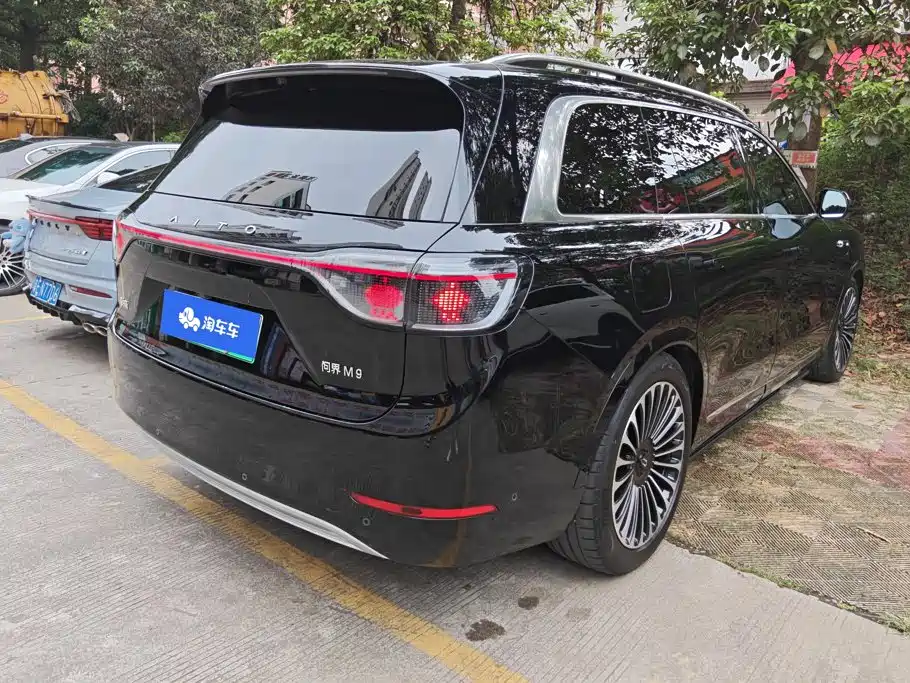AITO Wenjie AITO M9 — миниатюра 3