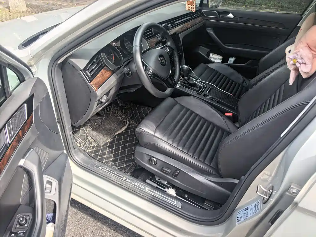 Volkswagen Magotan — миниатюра 5