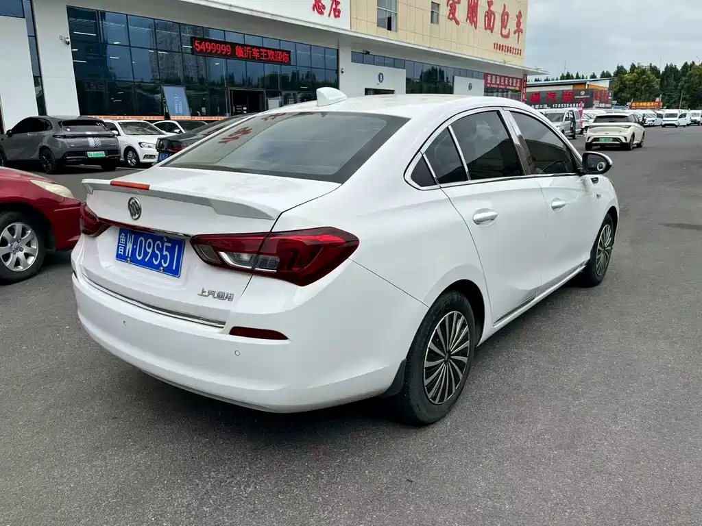 Buick Excelle — миниатюра 11
