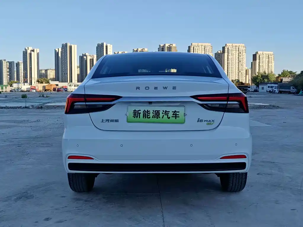 Roewe i6 MAX New Energy — миниатюра 9