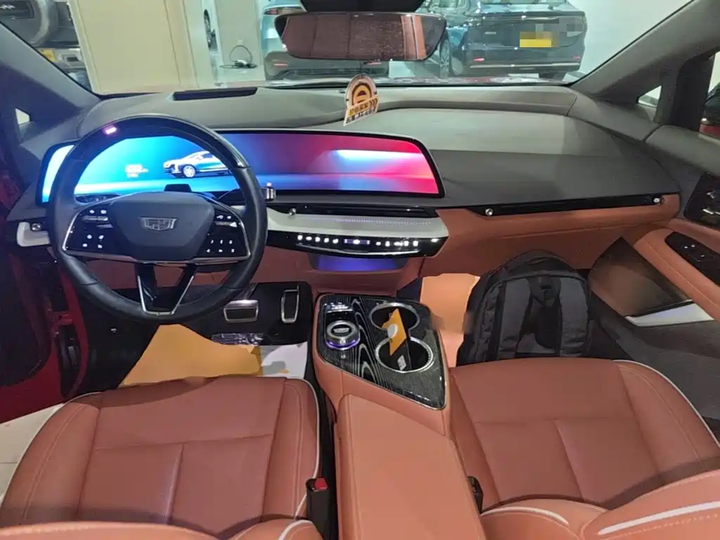 Cadillac IQ — миниатюра 10