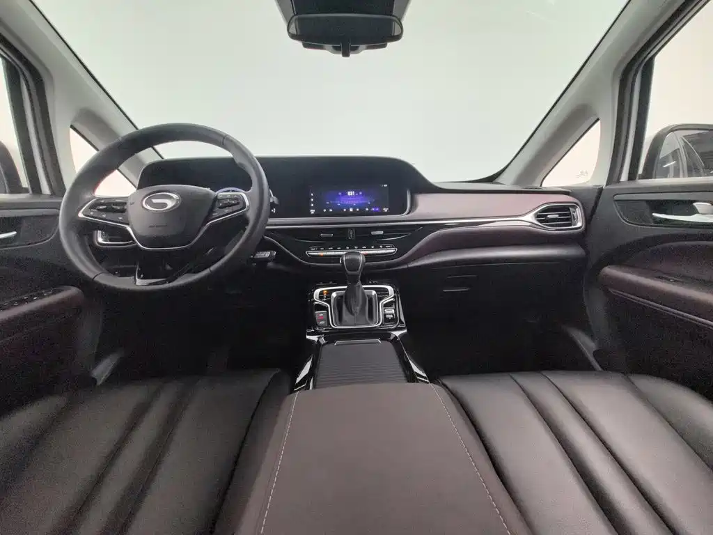 GAC Motor Trumpchi M6 — миниатюра 5