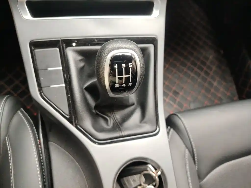 Geely Emgrand — миниатюра 7